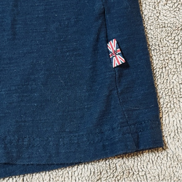 Lions Crest V-Neck Navy Blue with Shoulder Embellishment XL - Picture 9 of 10